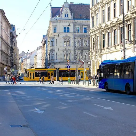 Lux Apartman 아파트