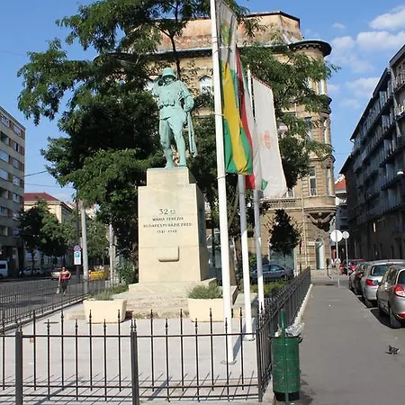 アパート Lux Apartman